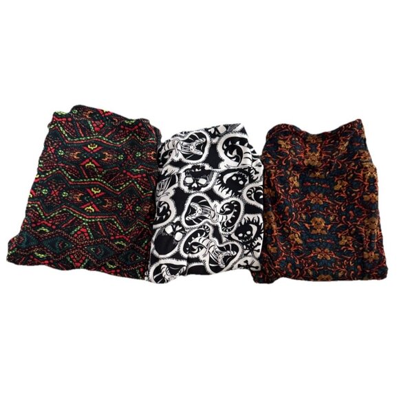 LuLaRoe One Size Leggings Lot of 3 Women’s Snakes Skull Dark Print Patterns *T8 - Picture 1 of 7